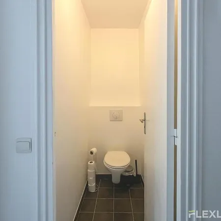 Appartamento 3-bedroom T3 With Balcony Lively Area & Restaurants Parigi