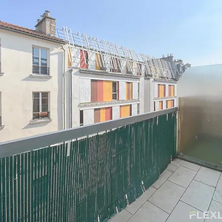 3-bedroom T3 With Balcony Lively Area & Restaurants * Parigi