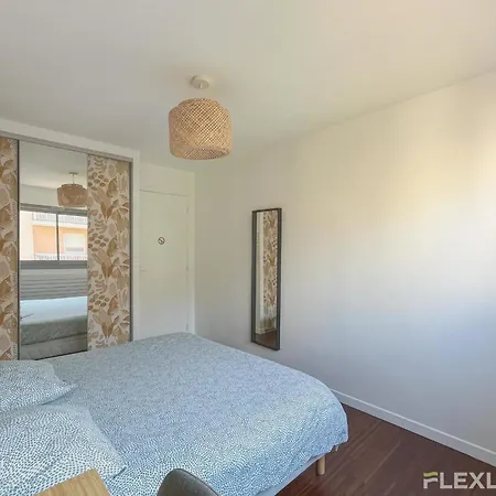 Appartamento 3-bedroom T3 With Balcony Lively Area & Restaurants