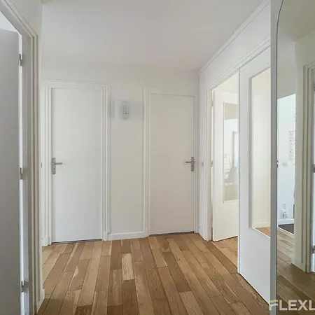 Appartamento 3-bedroom T3 With Balcony Lively Area & Restaurants