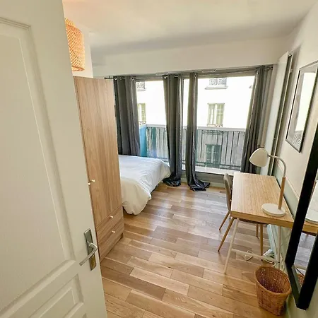 Appartamento 3-bedroom T3 With Balcony Lively Area & Restaurants *