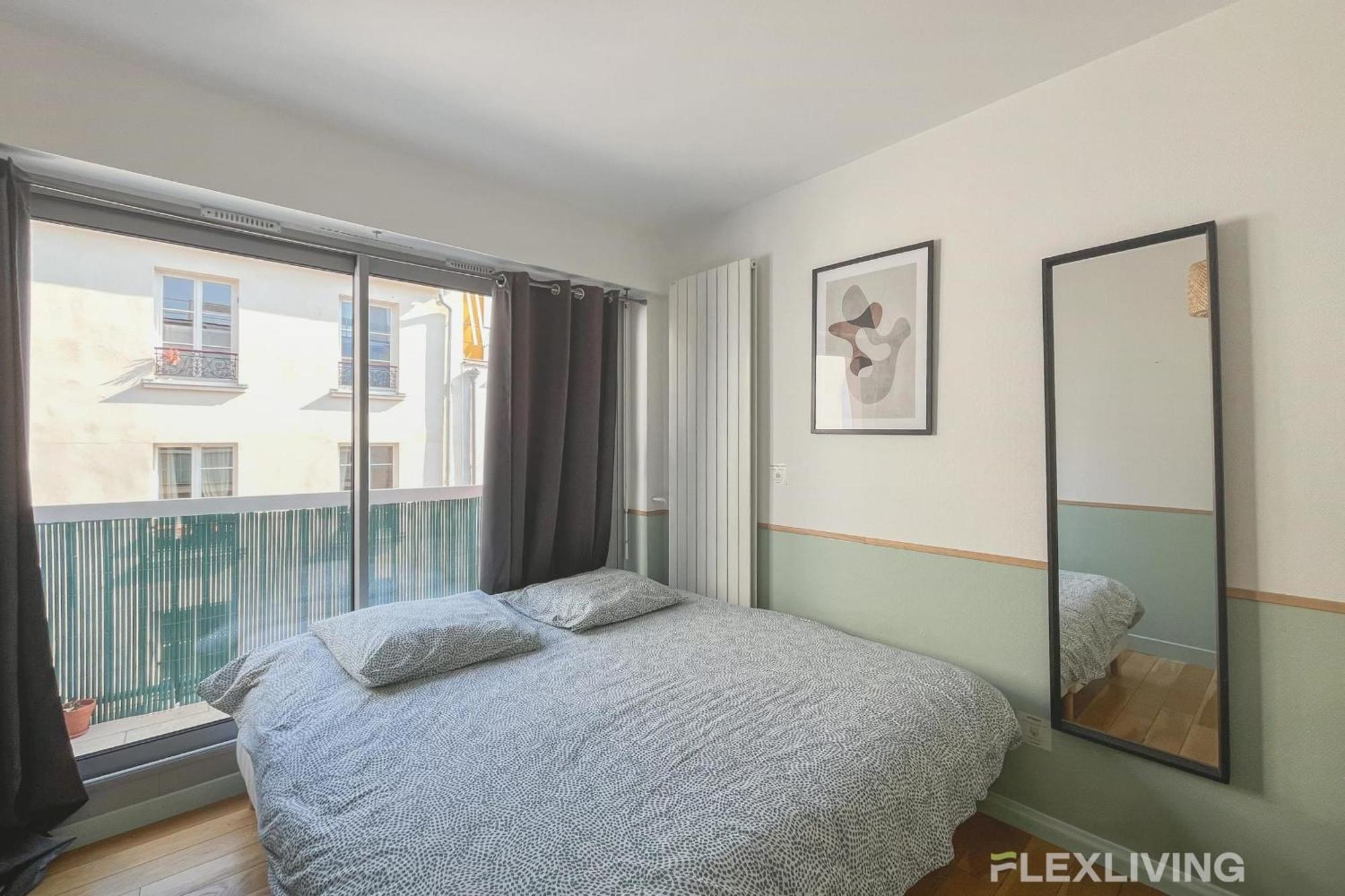 3-bedroom T3 With Balcony Lively Area & Restaurants Appartamento