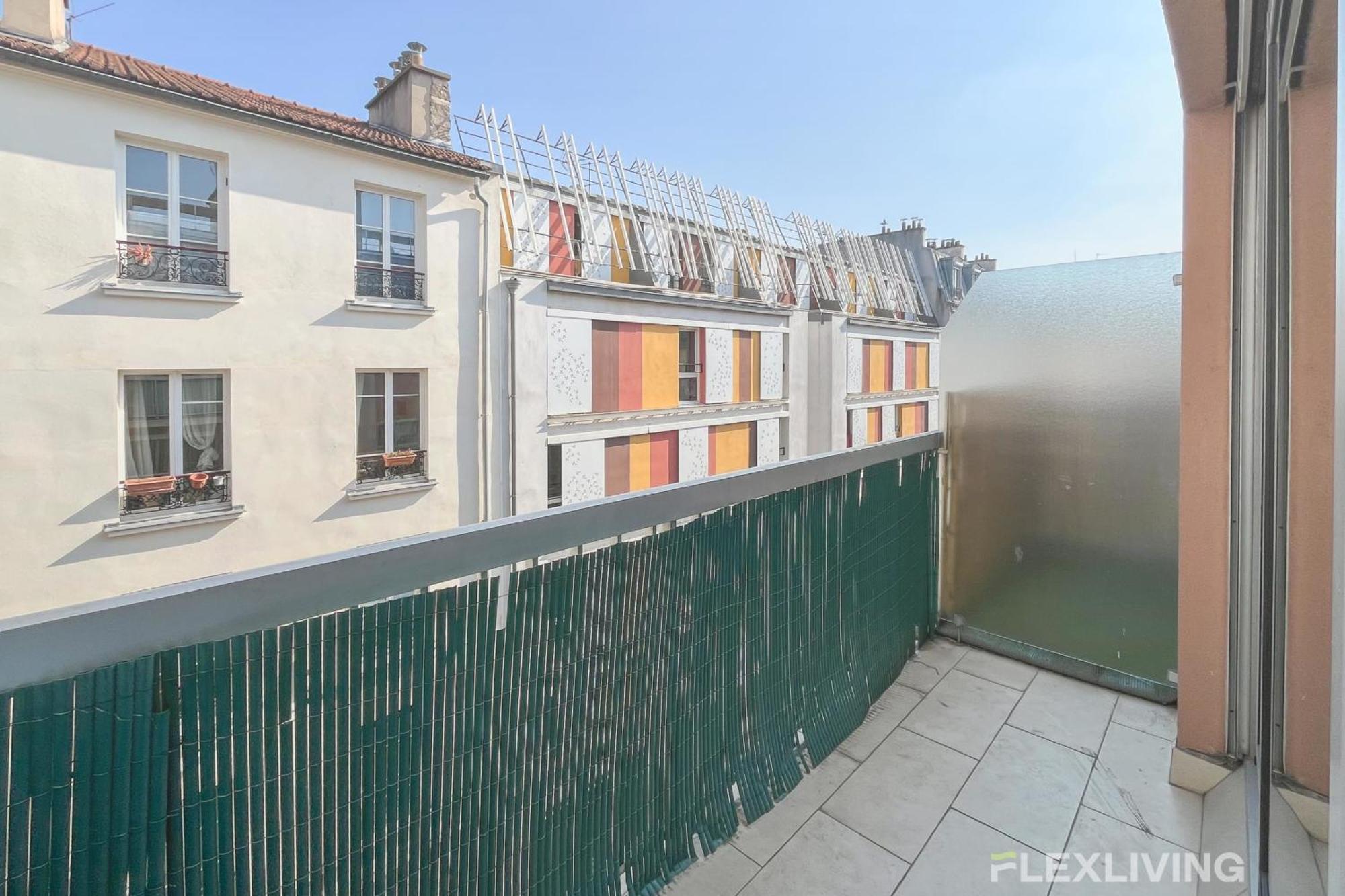 3-bedroom T3 With Balcony Lively Area & Restaurants * Parigi